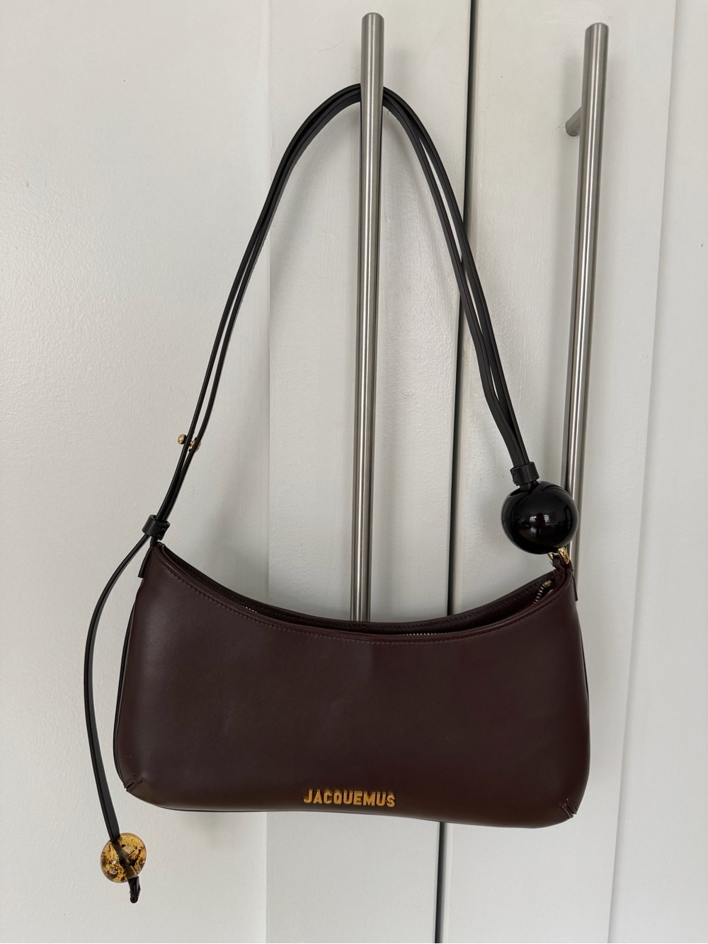 Jacquemus Brown Bisou Perle Shoulder Bag with Gold Logo - Picture 5 of 9